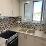 شقة Eretria Apartment *