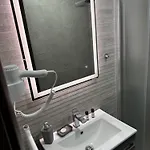 Eretria Apartment إريتريا