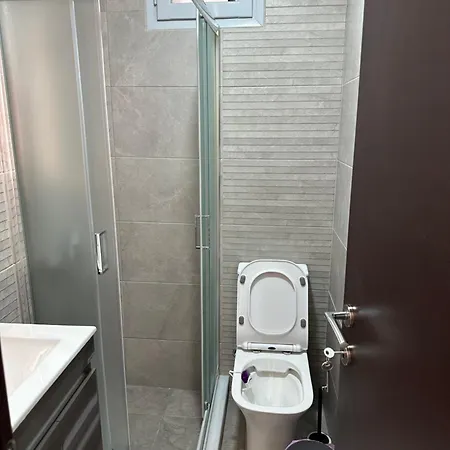 Eretria Apartment إريتريا